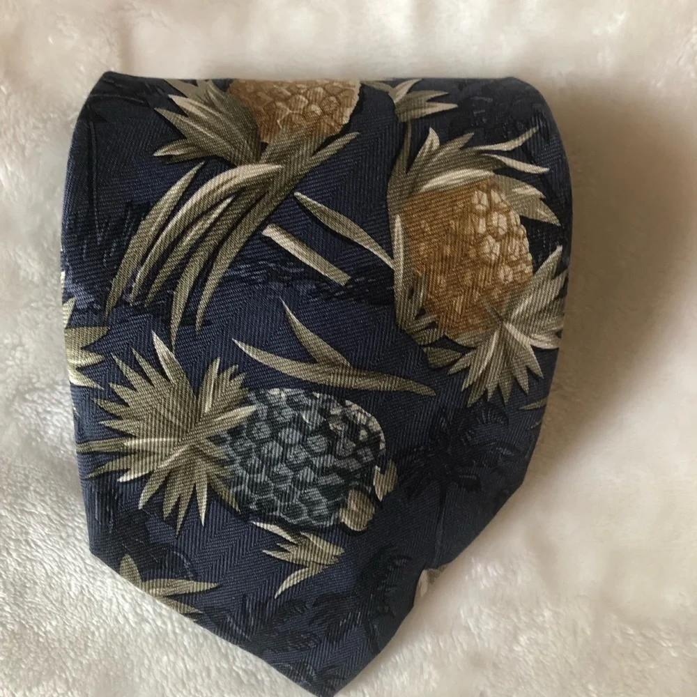 Tommy Bahama Navy Pineapple Print Men's Tie